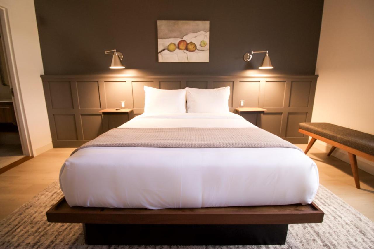 Meeting House Boutique Hotel Falls Church Buitenkant foto